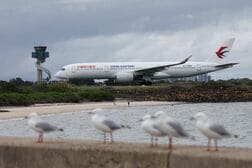 上半期に巨額赤字計上の中国航空大手3社、より厳しい先行き見通しに