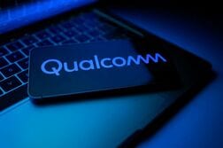 クアルコム、7－9月利益見通しは予想届かず　アップル関連収入減少加速へ