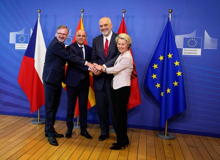 　７月１９日、欧州連合（ＥＵ）は、北マケドニア、アルバニアの２カ国と加盟交渉を開始した。ブリュッセルで撮影（２０２２年　ロイター）