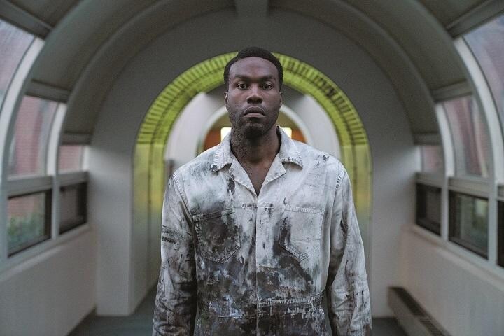 アンソニーは忌まわしい過去への扉を開けてしまう　UNIVERSAL PICTURESｰSLATE