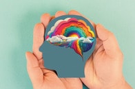 AIとの会話も有効？　高齢者医療専門家が提唱する、脳寿命を延ばし認知症を予防する習慣とは