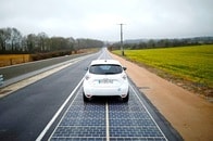 太陽光発電の発電コストが石炭火力発電以下に。ソーラーが「お得」な時代へ