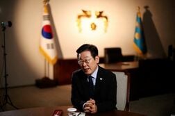韓国の李大統領、4年任期・再選可の改憲支持＝聯合ニュース