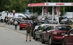 ロシアがインド産ガソリン輸入、少なくともタンカー1隻分＝関係筋
