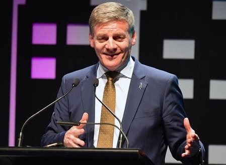 　９月１２日、新たな世論調査によると、９月２３日のニュージーランド総選挙を控え、与党・国民党の支持率が上昇した。写真は国民党を率いるイングリッシュ首相。８月撮影（２０１７年　ロイター/Ross Setford）