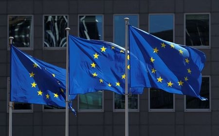 　７月２０日、欧州連合（ＥＵ）首脳は、５日間に及んだ対面協議の末に新型コロナウイルスで打撃を受けた経済の立て直しに向けた７５００億ユーロ規模の復興基金案で合意した。写真はブリュッセルで６月撮影（２０２０年　ロイター／Yves Herman）