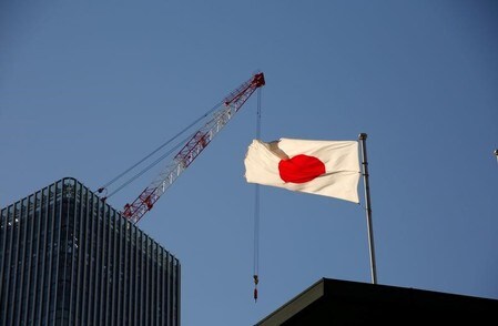 　３月２９日、政府が開いた経済財政諮問会議で、このままでは２０年代にかけて社会保障費はこれまでの年間９０００億円程度の増加に膨らみ、老朽化インフラの維持更新には２．３％ずつ増加する試算が示された。２０１７年１月撮影（２０１８年　ロイター/Kim Kyung-Hoon）