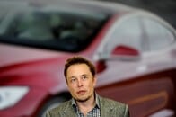 イーロン・マスク、和解後に証券取引委員会を「空売り強化委」と揶揄
