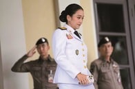 カンボジア前首相への「おじさん」発言で国内反発...タイ首相を襲う「司法クーデター」