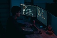 【クイズ】16歳でマイクロソフトの正社員に...世界最年少エンジニアは「どこの国」出身？