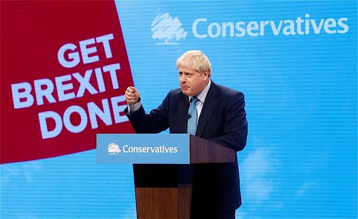 ジョンソン英首相は2日、欧州連合（EU）に対し離脱協定案の最終的な代替案を示した。（2019年　ロイター/HENRY NICHOLLS）