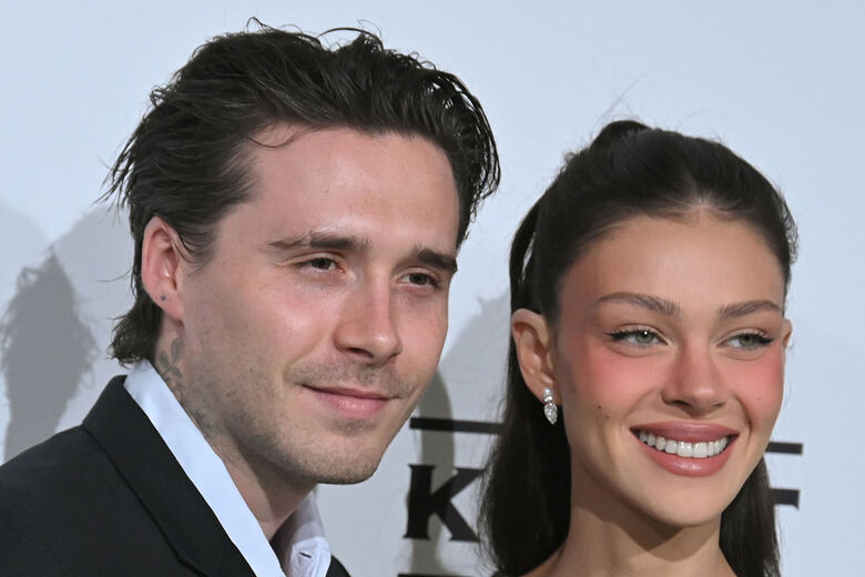 ブルックリン・ベッカムと妻のニコラ・ペルツ（3月15日、米ウェストハリウッド）　MLM IMAGES Los Angeles-Shutterstock