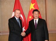 リラ急落で中国に急接近するトルコ──「制裁を受ける反米国家連合」は生まれるか