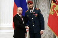 阿鼻叫喚！プーチン直属のエリート兵士が子供たちに突如発砲した一部始終