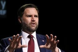 バンス氏、イラン協議へまだ出発せず＝ホワイトハウス当局者