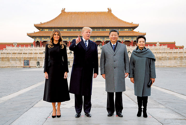 11月8日に故宮を訪れたトランプ夫妻と習夫妻　Jonathan Ernst-REUTERS