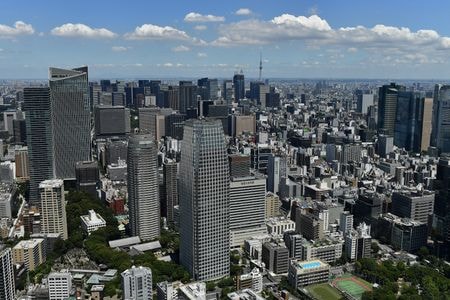 　１２月８日、 財務省が発表した国際収支状況速報によると、１０月の経常収支は２兆５８２８億円の黒字となった。都内で２０２１年８月撮影（２０２３年　ロイター/Clodagh Kilcoyne）