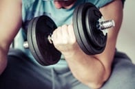 筋肉の「強さ」は分解から始まる...自重トレーニングの本質「プログレッション」とは？