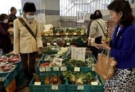 消費増税２年半先送りでも消費拡大は疑問、将来不安が拡大