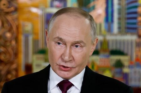 ロシアのプーチン大統領は２日、ロシアは欧州諸国との戦争は望んでいないとしながらも、欧州がロシアとの直接的な衝突を望む場合は「戦う準備は整っている」と述べた。２０２５年１２月撮影（２０２５年　ロイター/Sergei Ilnitsky/Pool via REUTERS）