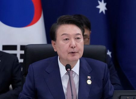 　６月１９日、韓国の尹錫悦大統領（写真）が、フランスのパリに向けて出発した。写真は５月ソウルでの代表撮影（２０２３年／ロイター）
