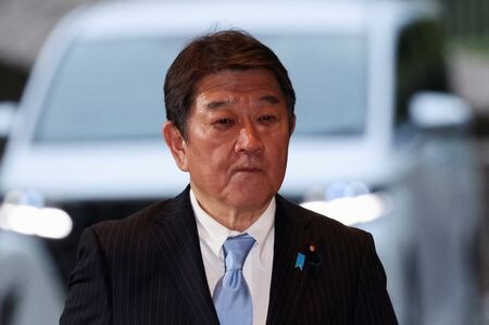 　１０月２２日、茂木敏充外相（写真）は就任会見で、米国との関税協議の中で合意した対米投融資などについて、「誠実かつ着実な実施に努めていきたい」と語った。１０月２１日、東京で撮影（２０２５年　ロイター/Kim Kyung-Hoon）