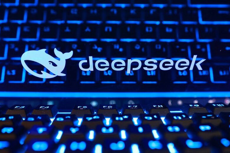 中国の人工知能（ＡＩ）企業「ディープシーク」のロゴとキーボード。１９日撮影。REUTERS/Dado Ruvic