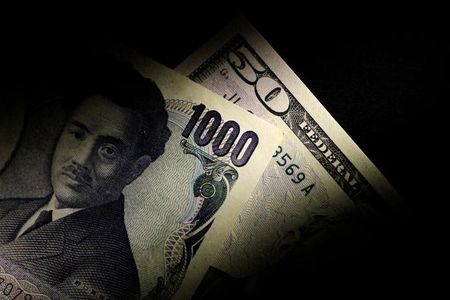 　ＪＰモルガンのストラテジストは、米連邦準備理事会（ＦＲＢ）がタカ派傾斜を強める一方、日銀は超金融緩和政策を堅持するとの見方からドル／円が近く１４０円を超えると予想した。写真はイメージ。２０１７年６月撮影（２０２２年　ロイター／Thomas White）