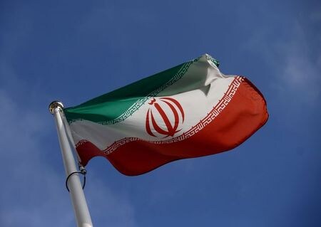 ４月５日、米国務省のプライス報道官は、２０１５年のイラン核合意順守に向けた間接協議が困難なものになると予想し、早期の打開策は見込んでいないと述べた。写真は３月１日、ウィーンで撮影（２０２１年　ロイター／Lisi Niesner）