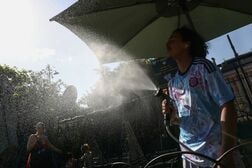 フランス熱波で7人死亡、5月の最高気温更新　レジャー中の事故相次ぐ