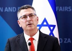 イスラエル外相、ガザ住民の退去計画否定　「意思に反して強制せず」