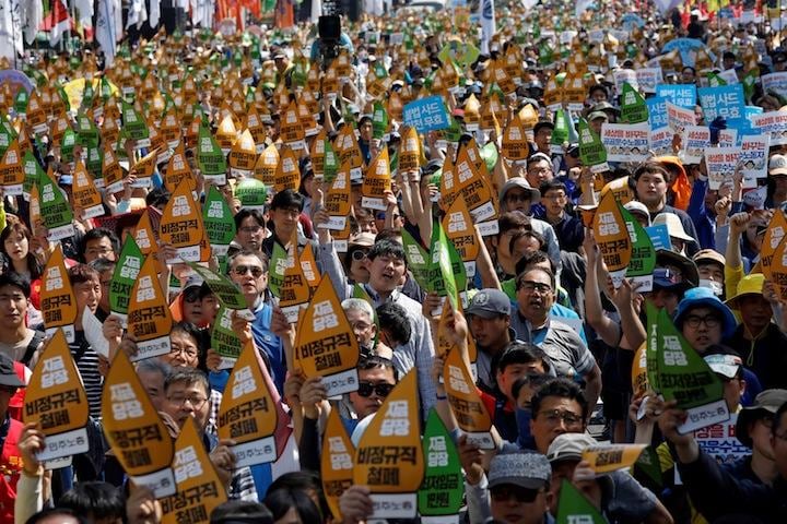 今年のメーデーの韓国労働者　Kim Hong-Ji-REUTERS