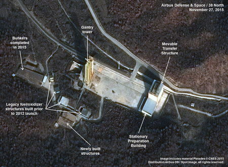 　１２月９日、米ジョンズ・ホプキンス大学の米韓研究所は、最新の衛星画像をもとに、北朝鮮の西海にあるミサイル基地の改良工事が完了に近づいているとみられるとの報告書を公表した。提供写真（２０１５年　ロイター/Airbus Defense & Space and 38 North）