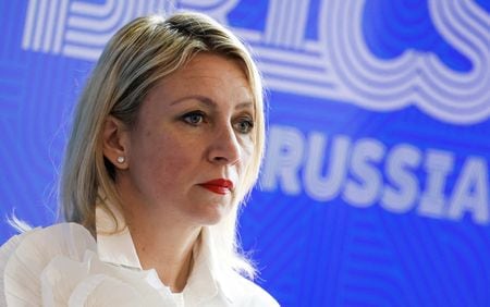 　７月１８日、ロシア外務省のザハロワ報道官（写真）は、アルメニアが北大西洋条約機構（ＮＡＴＯ）との関係を強めていることは「遺憾で、アルメニアの将来への懸念材料」との見解を示した。写真はロシアのニジニ・ノヴゴロドで６月撮影（２０２４　ロイター／Maxim Shemetov）