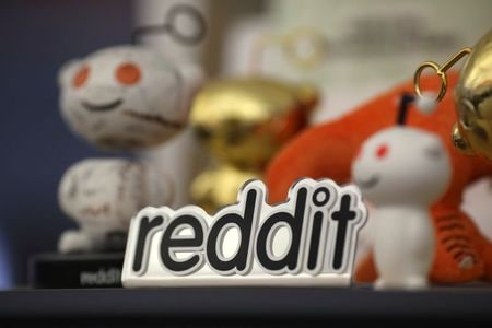　１２月１３日、米交流サイト（ＳＮＳ）運営会社レディットは、短編動画投稿アプリのダブスマッシュを買収すると発表した。写真はカリフォルニア州サンフランシスコで２０１４年４月撮影（２０２０年　ロイター／Robert Galbraith）