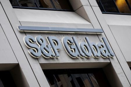 米Ｓ＆Ｐグローバルは２２日、制裁の対象となっているロシアとベラルーシの顧客に対し全商品のサービス提供を停止すると発表した。２０１８年１２月撮影（２０２２年　ロイター/Brendan McDermid）