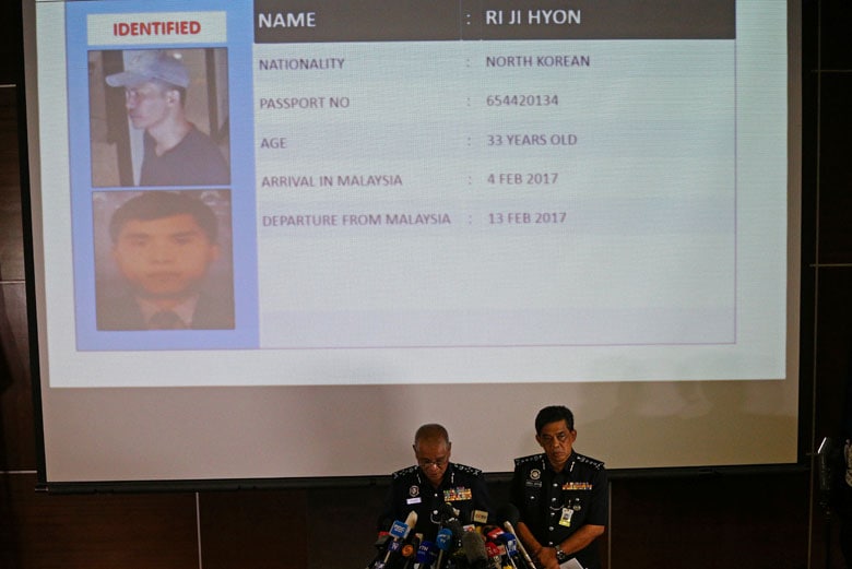 マレーシア警察当局が2月19日の記者会見で公表したリ・ジヒョン容疑者の写真　Athit Perawongmetha-REUTERS