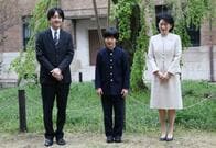 日本の皇室の命運は、13歳少年の肩にかかる