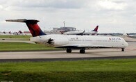 デルタ航空、全米ライフル協会会員への割引制度を打ち切り