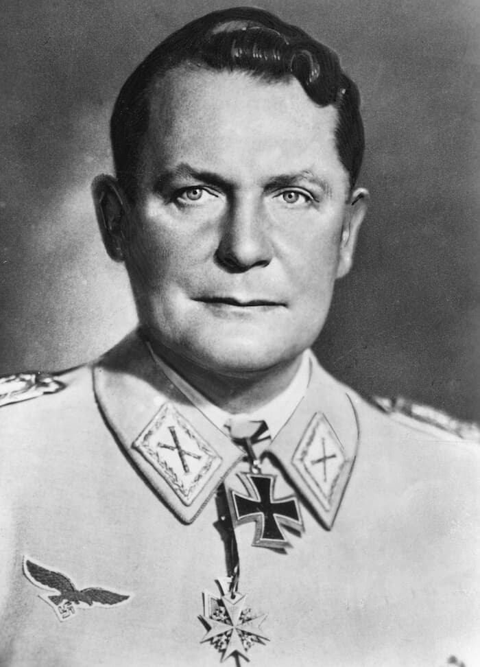 Hermann_Göring_-_Röhr.jpeg