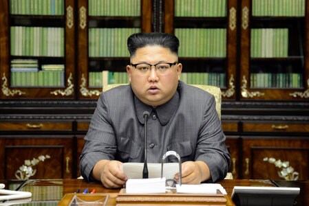 　９月２２日、韓国の聨合ニュースによると、北朝鮮の李容浩（リ・ヨンホ）外相は、太平洋での水爆実験をかつてない規模で実施する可能性を示唆した。米国に対し「史上最高の強硬対抗措置」を検討すると発言する金正恩（キム・ジョンウン）朝鮮労働党委員長。ＫＣＮＡ提供（２０１７年　ロイター）