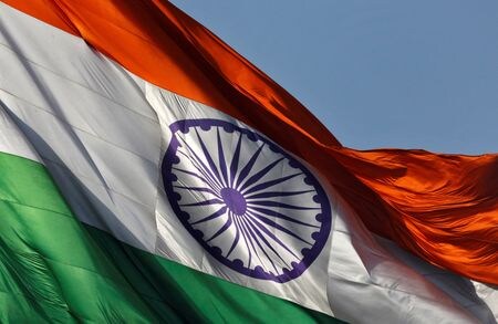 　大手格付け機関Ｓ＆Ｐグローバル・レーティングのアナリストは５月３１日、インド新政権の今後２年の財政再建状況を注視しながら格付けの引き上げを検討すると述べた。写真は４月１６日撮影。（２０２４年　ロイター/Priyanshu Singh）