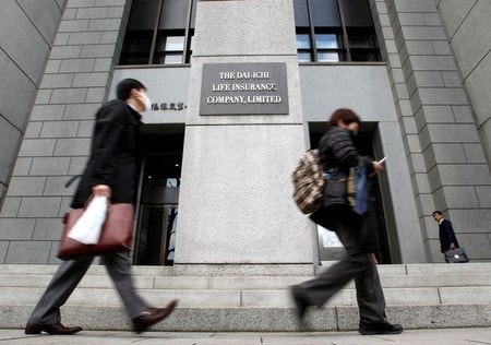 　４月２３日、第一生命保険は、２０１８年度の一般勘定資産運用計画について、オープン外債の残高を積み増す方針を示した。都内で２０１０年撮影（２０１８年　ロイター／Issei Kato）