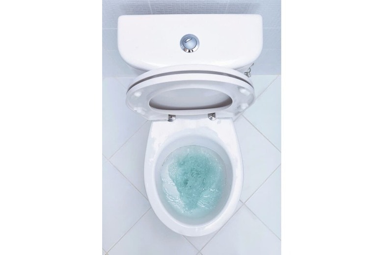 トイレなら体への負担もない　RASULOVS/ISTOCK