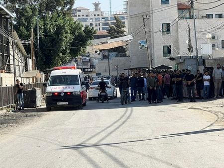 イスラエル軍の特殊部隊が今年１月、医療従事者やイスラム教徒の女性に扮してヨルダン川西岸ジェニンの病院に侵入し、パレスチナ人過激派グループに属する３人を殺害した件について、国連の専門家グループは９日、戦争犯罪に相当する可能性があるとの見解を示した。ジェニンで２０２３年１１月撮影（２０２４年　ロイター/Raneen Sawafta）