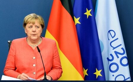 ドイツのメルケル首相は２日、欧州連合（ＥＵ）と英国のＥＵ離脱（ブレグジット）を巡る協議で、突破口が見えないものの、年末までの貿易協定妥結に依然として楽観的だとの見方を示した。写真はメルケル首相（２０２０年　ロイター/Johanna Geron）
