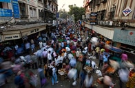 世界企業に「尊厳」を求め始めた新興中流層