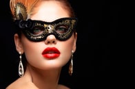 「パパ活サミット」がすごい...　ベールに包まれた世界のハウツーと女の本心