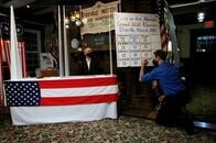 写真で見るアメリカ大統領選：全米で一番早く投開票を行う村はバイデンに