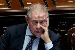 伊、中国自動車各社の買収対象となる国内工場はない＝企業相